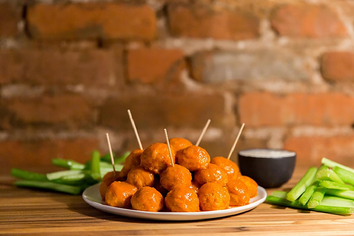 Buffalo Wing Meatballs With Ranch Dip