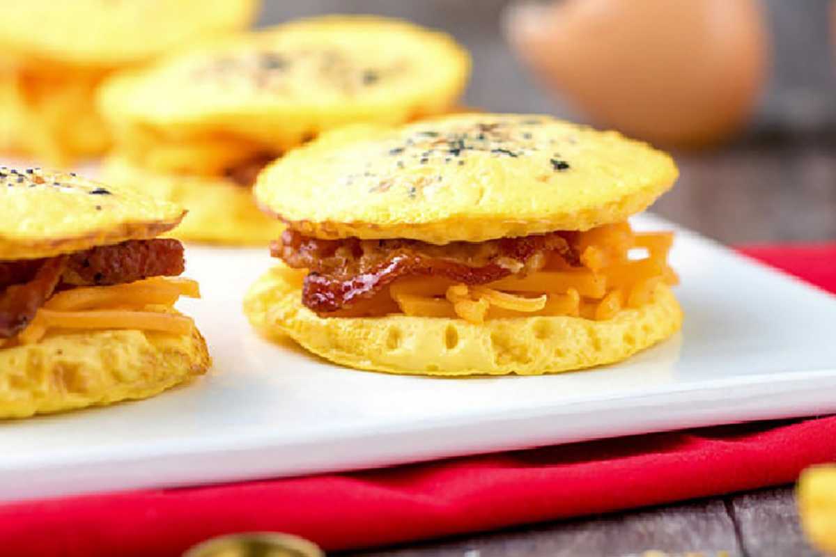 Bunless Breakfast Sandwiches