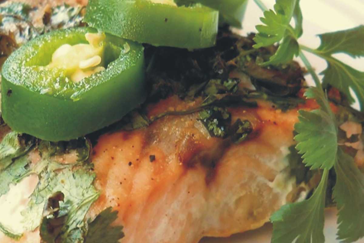 Delicious Grilled Salmon with Cilantro Sauce