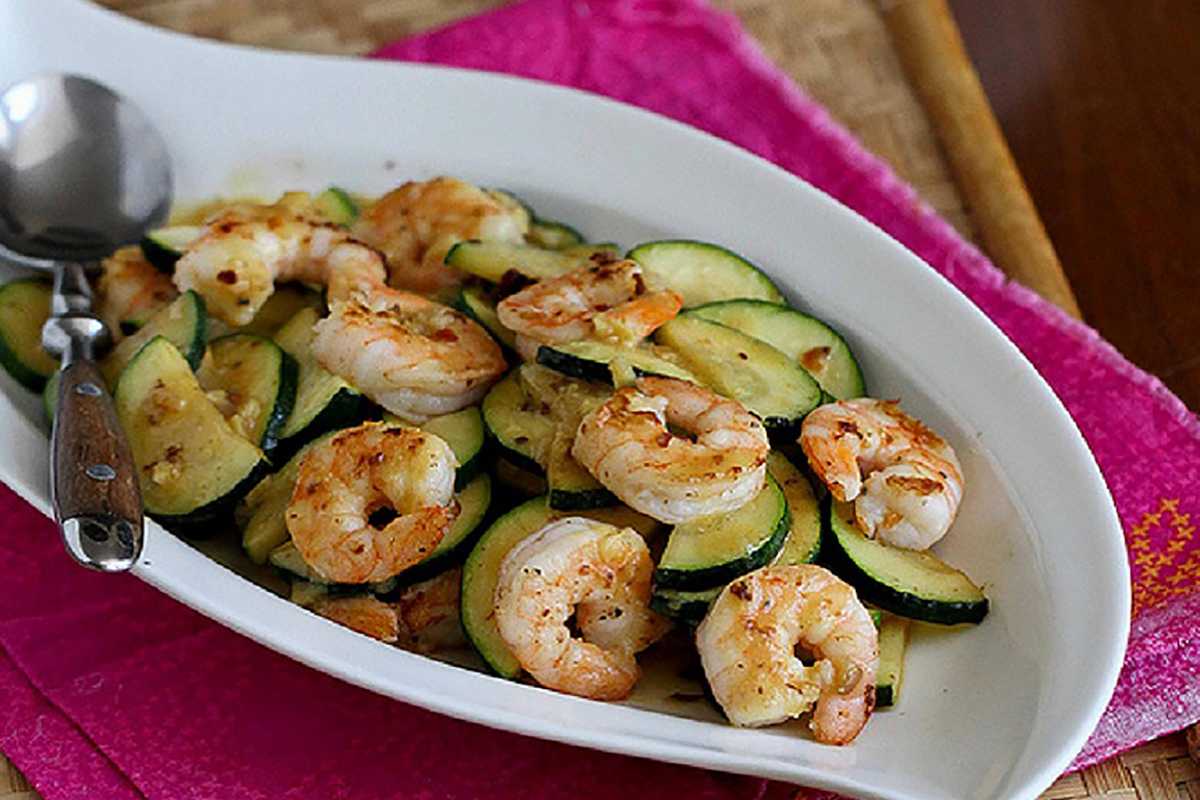 Zucchini and Shrimp Stir Fry